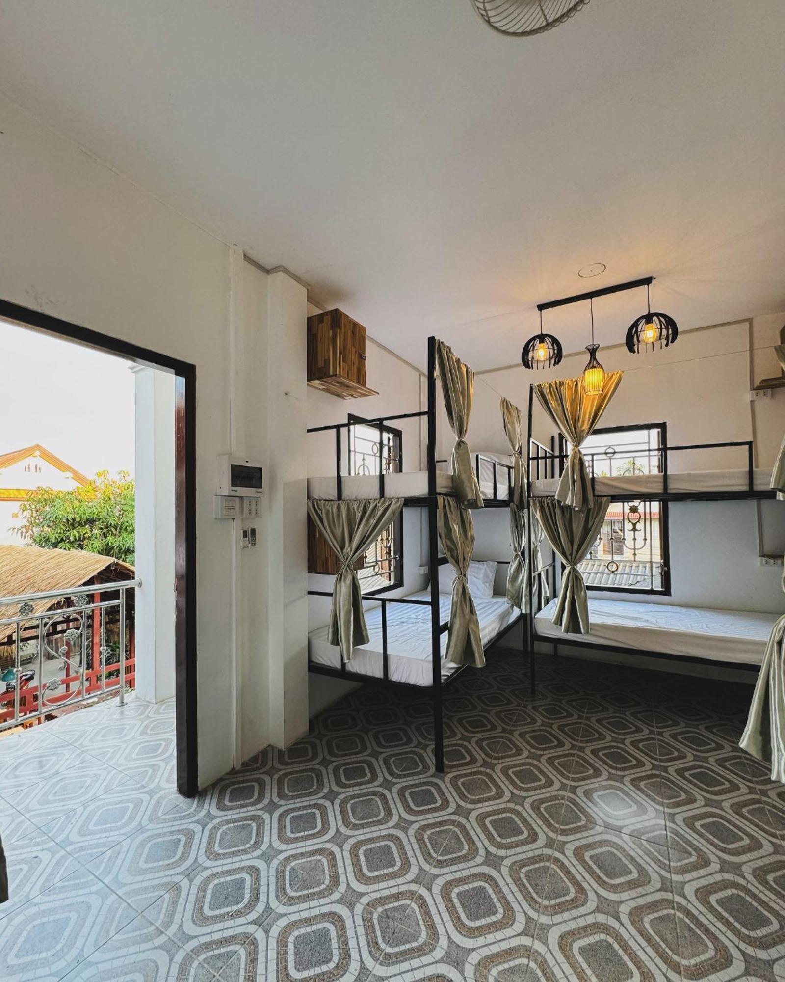 Sabai Sabai Luang Prabang Hostel Kültér fotó